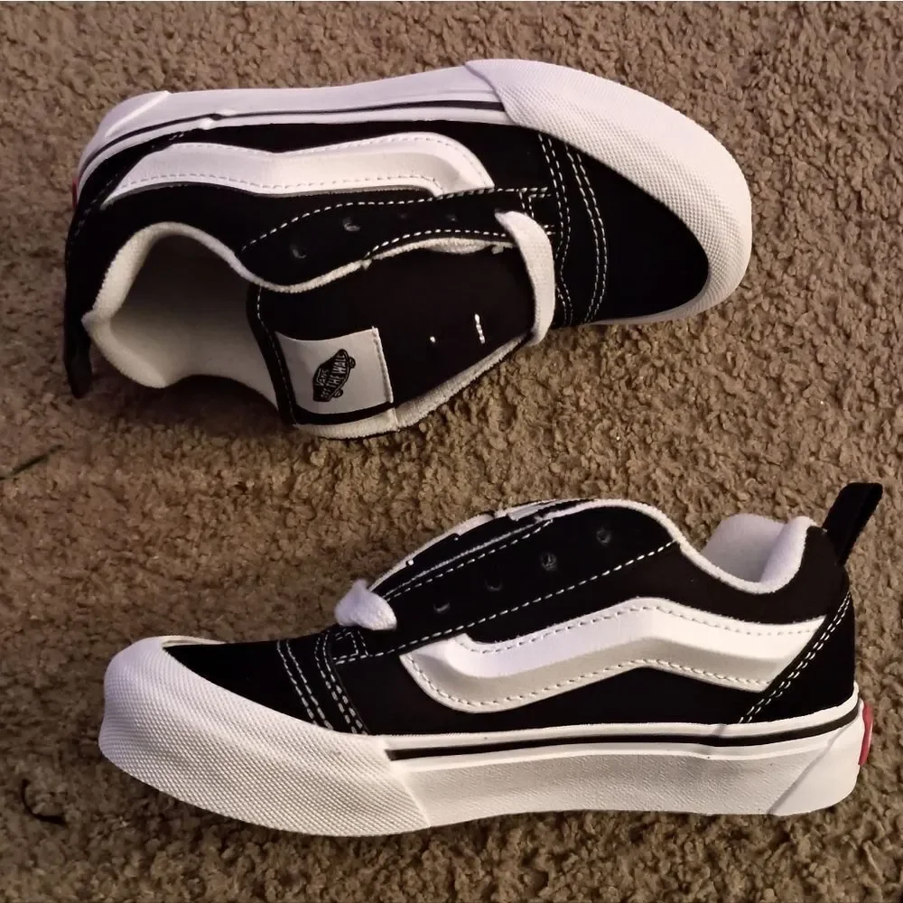 Vans Nu Skool Kids Black White BRAND NEW WITH BOX, NO LID